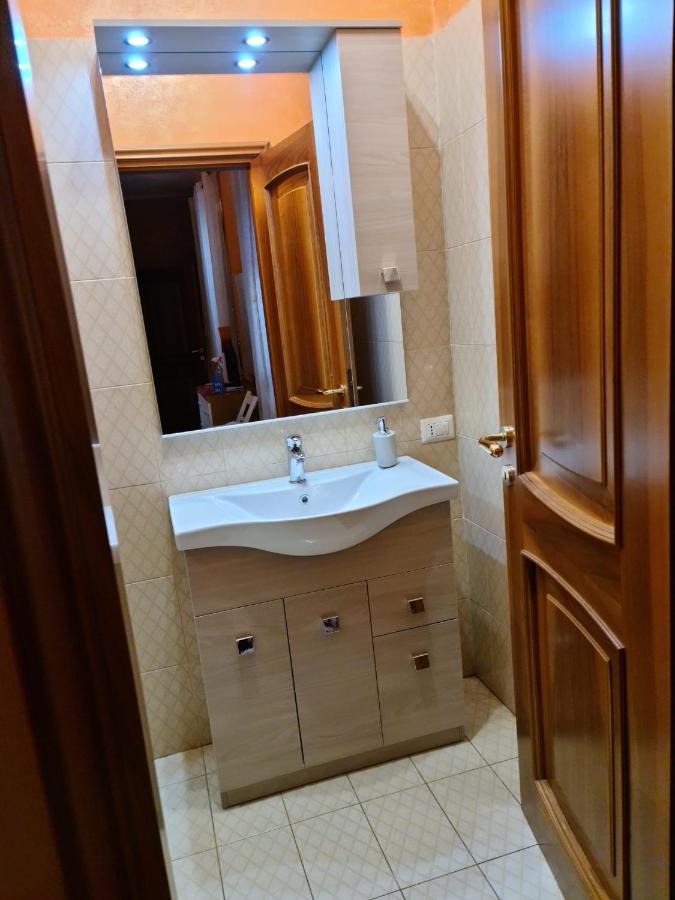 La Finestra Su Spello Apartamento Exterior foto