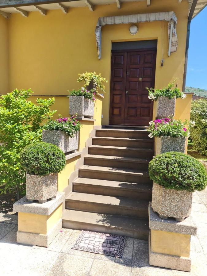 La Finestra Su Spello Apartamento Exterior foto